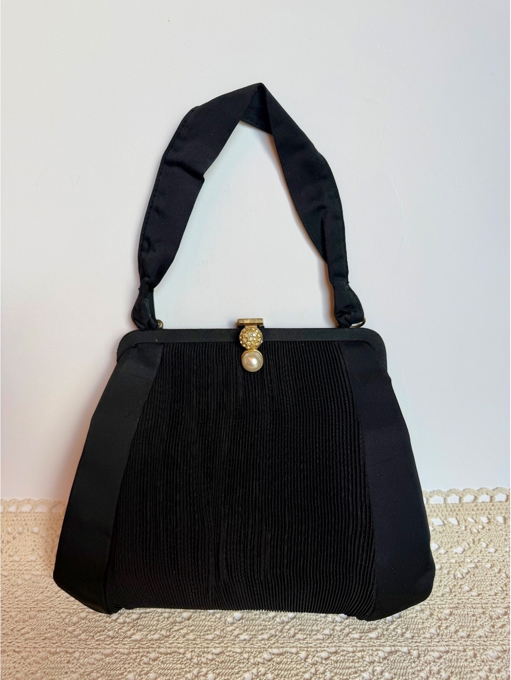 Vintage Garay Black Pleated Evening Handbag Rhinestone Pearl Clasp Purse